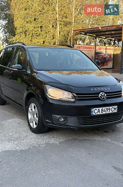 Минивэн Volkswagen Touran 2010 в Киеве