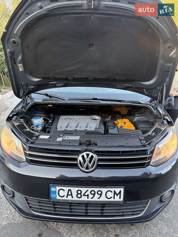Минивэн Volkswagen Touran 2010 в Киеве фото 11 Минивэн Volkswagen Touran 2010 в Киеве
