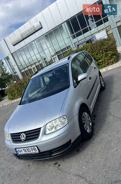 Минивэн Volkswagen Touran 2003 в Каменском