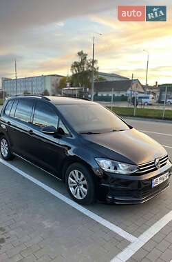 Минивэн Volkswagen Touran 2015 в Виннице
