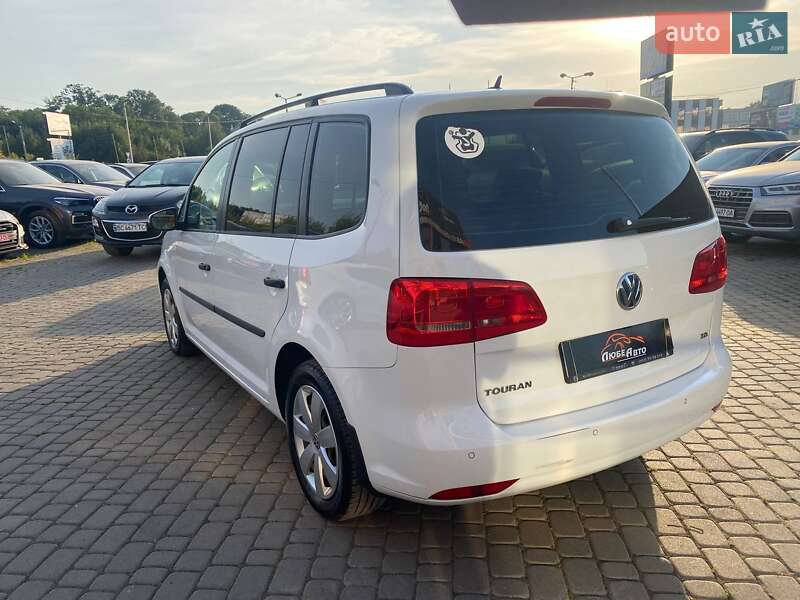 Мінівен Volkswagen Touran 2015 в Львові фото 4 Мінівен Volkswagen Touran 2015 в Львові