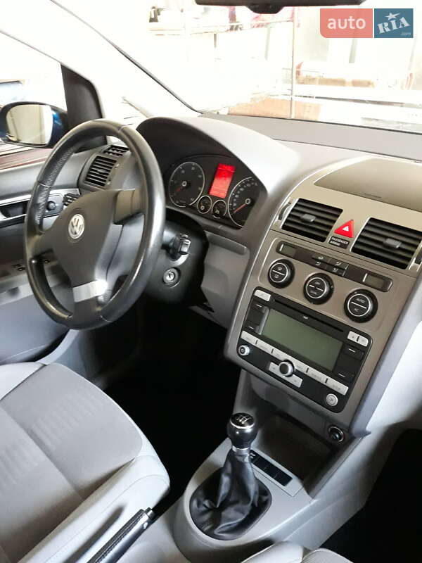Мінівен Volkswagen Touran 2007 в Сокалі