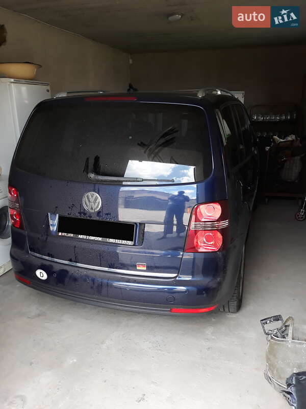 Мінівен Volkswagen Touran 2007 в Сокалі