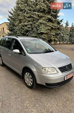 Минивэн Volkswagen Touran 2005 в Вознесенске