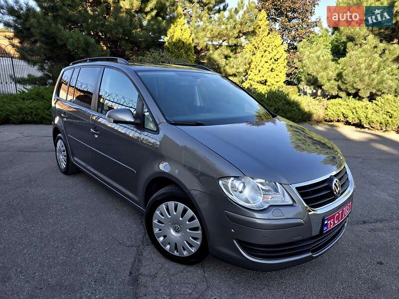Volkswagen Touran 2009