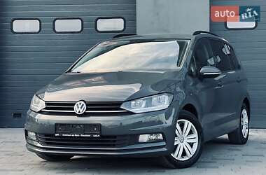 Мікровен Volkswagen Touran 2017 в Тернополі