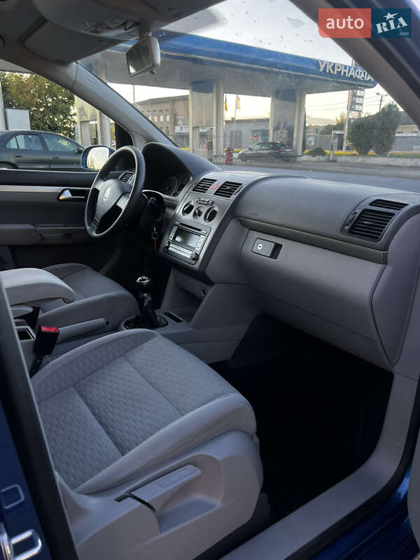 Мінівен Volkswagen Touran 2007 в Заболотові