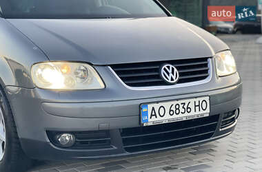 Минивэн Volkswagen Touran 2005 в 