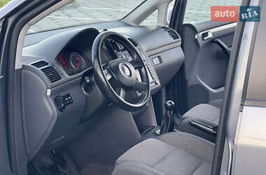 Минивэн Volkswagen Touran 2005 в 