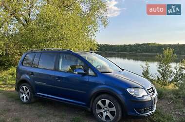 Мінівен Volkswagen Touran 2007 в Гайсину