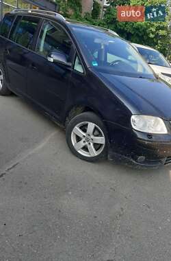 Мінівен Volkswagen Touran 2005 в Києві