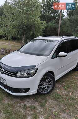 Минивэн Volkswagen Touran 2012 в Коростышеве