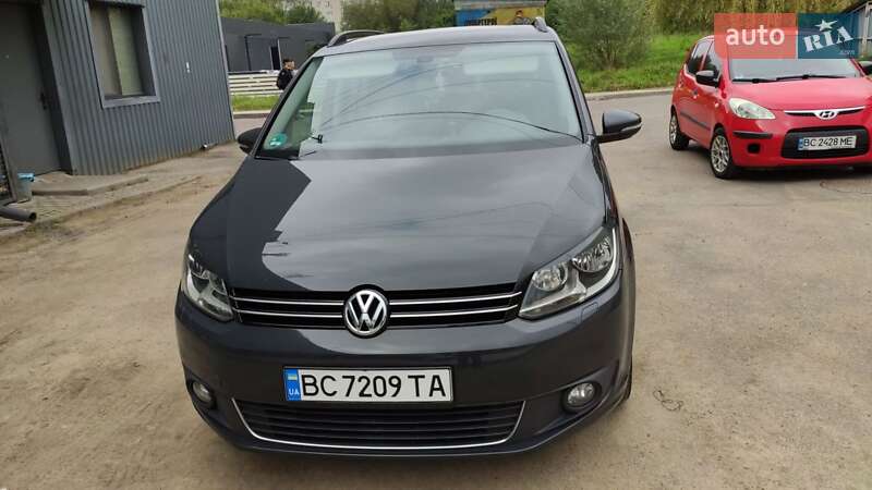 Минивэн Volkswagen Touran 2014 в Дрогобыче