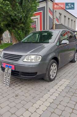 Минивэн Volkswagen Touran 2005 в Каменец-Подольском