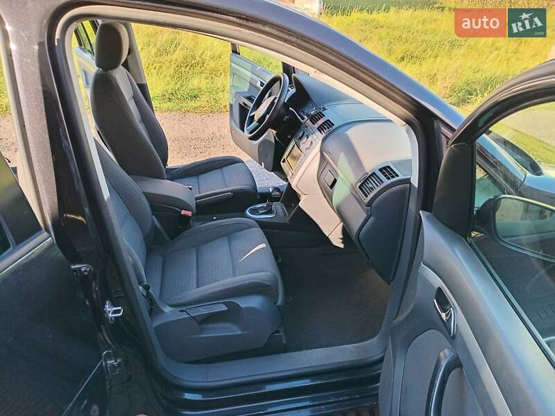 Минивэн Volkswagen Touran 2004 в Черновцах фото 3 Минивэн Volkswagen Touran 2004 в Черновцах