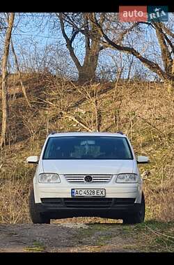 Мінівен Volkswagen Touran 2005 в Луцьку