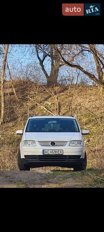 Volkswagen Touran 2005