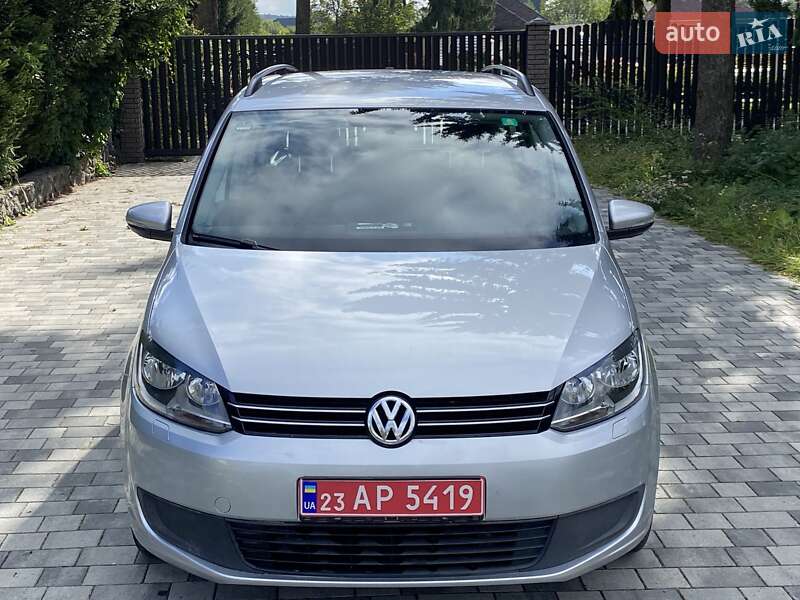 Volkswagen Touran 2012