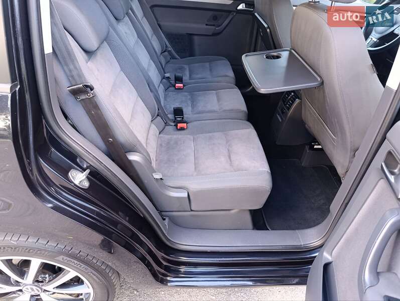 Минивэн Volkswagen Touran 2012 в Киеве фото 31 Минивэн Volkswagen Touran 2012 в Киеве