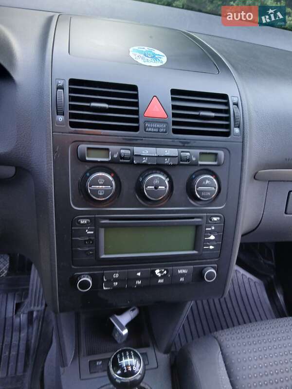 Мінівен Volkswagen Touran 2003 в Трускавці