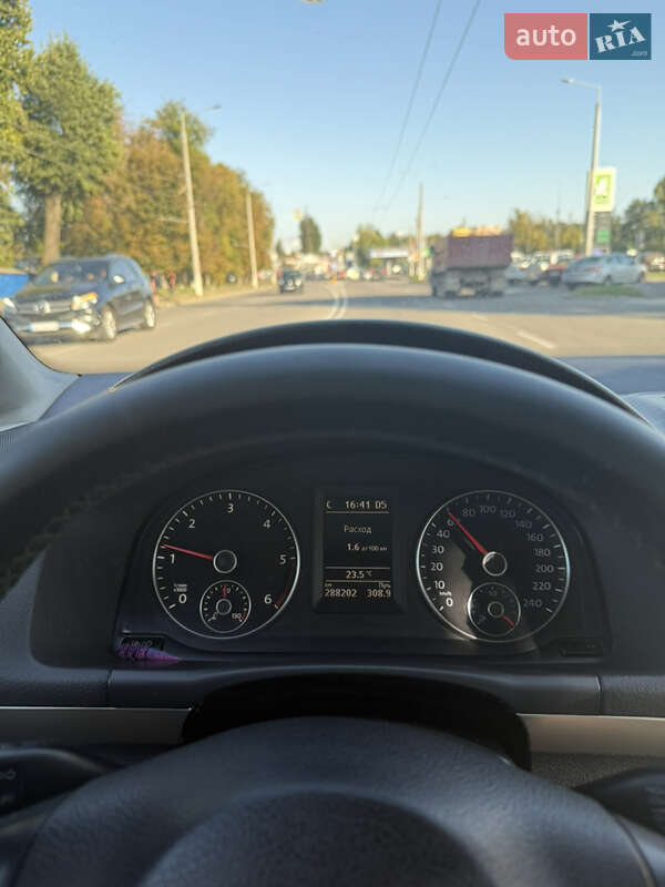 Минивэн Volkswagen Touran 2014 в Виннице фото 21 Минивэн Volkswagen Touran 2014 в Виннице