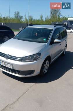 Минивэн Volkswagen Touran 2010 в Рава-Русской