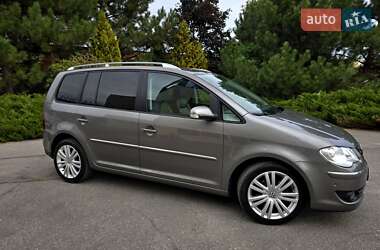Минивэн Volkswagen Touran 2008 в Полтаве