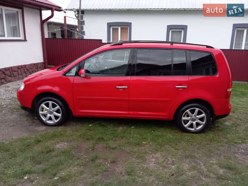 Мінівен Volkswagen Touran 2006 в Бучачі