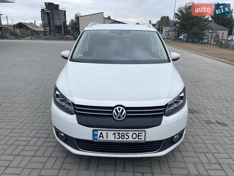 Минивэн Volkswagen Touran 2015 в Житомире
