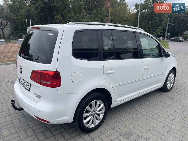 Минивэн Volkswagen Touran 2015 в Житомире