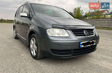 Минивэн Volkswagen Touran 2007 в Теофиполе