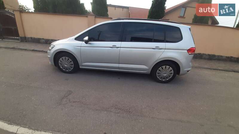 Микровэн Volkswagen Touran 2018 в Мукачево