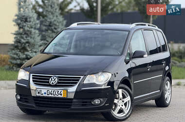 Мінівен Volkswagen Touran 2009 в Луцьку
