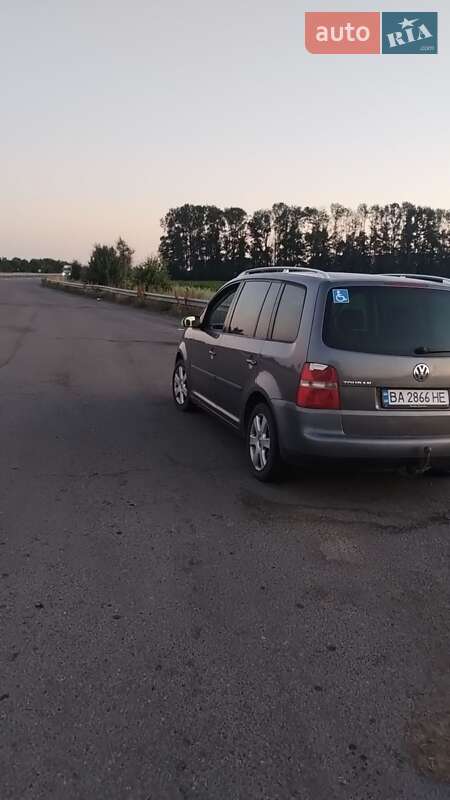 Volkswagen Touran 2005