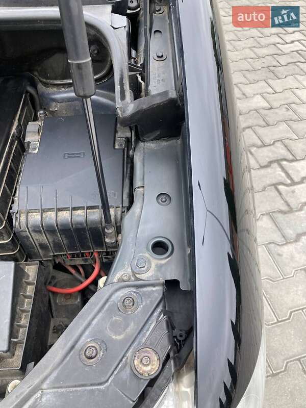 Минивэн Volkswagen Touran 2007 в Виннице