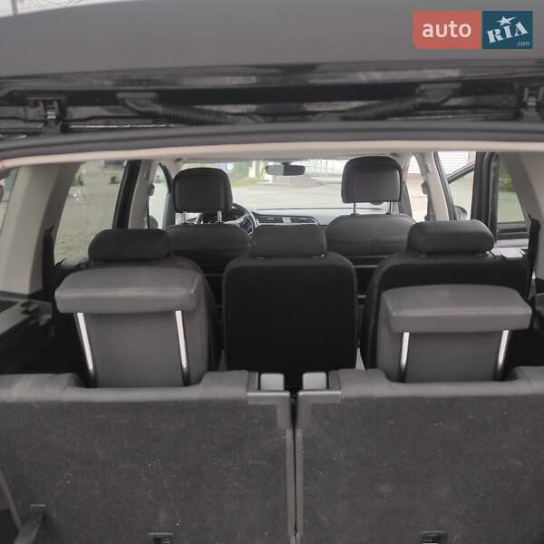 Мікровен Volkswagen Touran 2016 в Вінниці