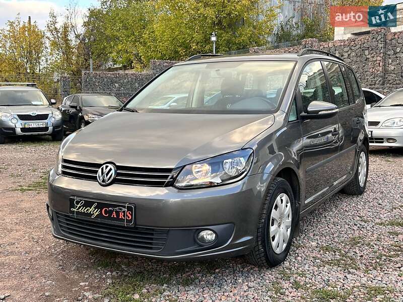 Volkswagen Touran 2015