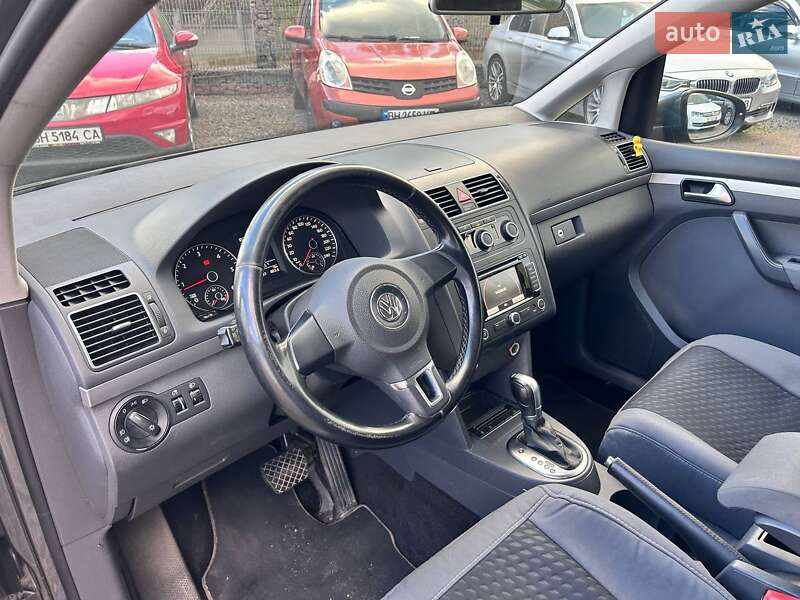 Минивэн Volkswagen Touran 2015 в Одессе фото 15 Минивэн Volkswagen Touran 2015 в Одессе