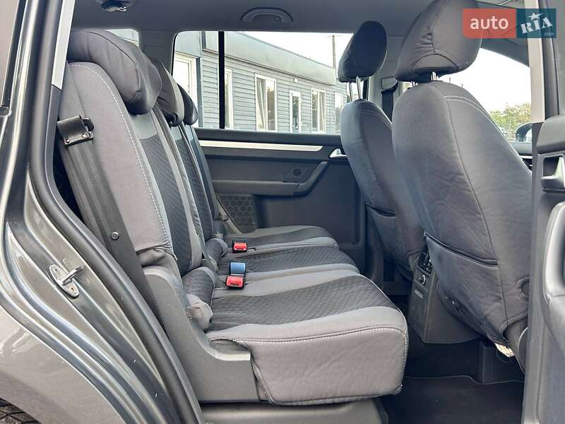 Минивэн Volkswagen Touran 2015 в Одессе фото 28 Минивэн Volkswagen Touran 2015 в Одессе