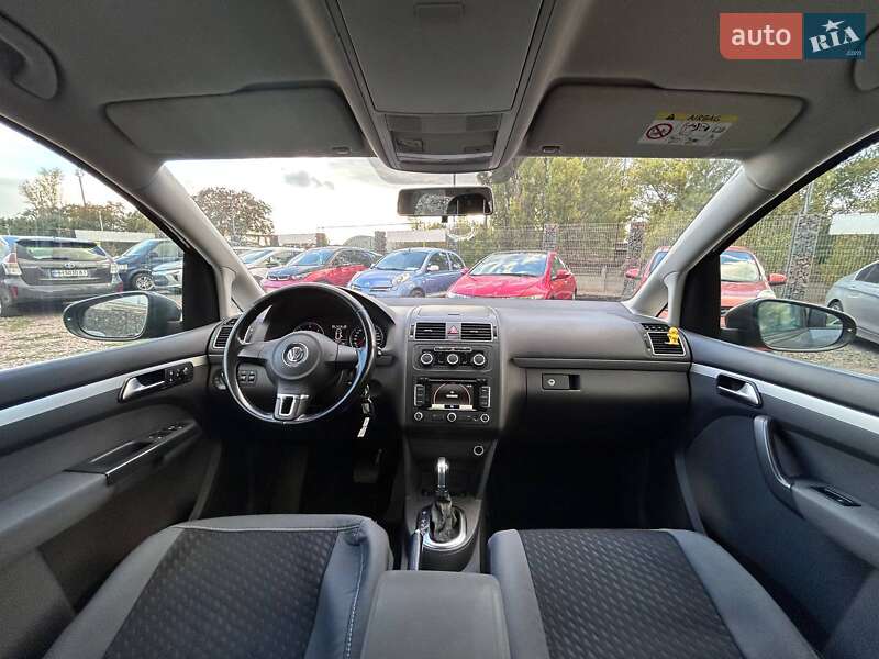 Минивэн Volkswagen Touran 2015 в Одессе фото 30 Минивэн Volkswagen Touran 2015 в Одессе
