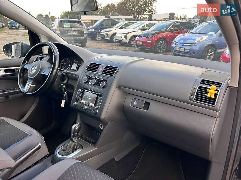 Минивэн Volkswagen Touran 2015 в Одессе фото 32 Минивэн Volkswagen Touran 2015 в Одессе