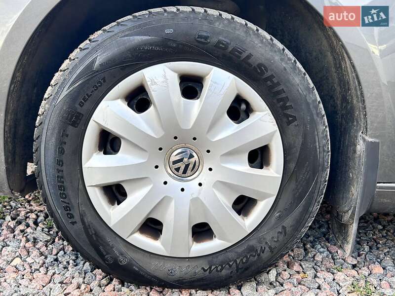 Минивэн Volkswagen Touran 2015 в Одессе фото 35 Минивэн Volkswagen Touran 2015 в Одессе