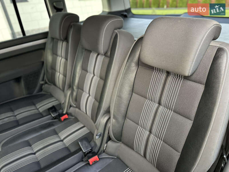 Мінівен Volkswagen Touran 2012 в Луцьку фото 56 Мінівен Volkswagen Touran 2012 в Луцьку