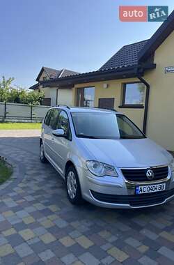 Мінівен Volkswagen Touran 2009 в Ковелі