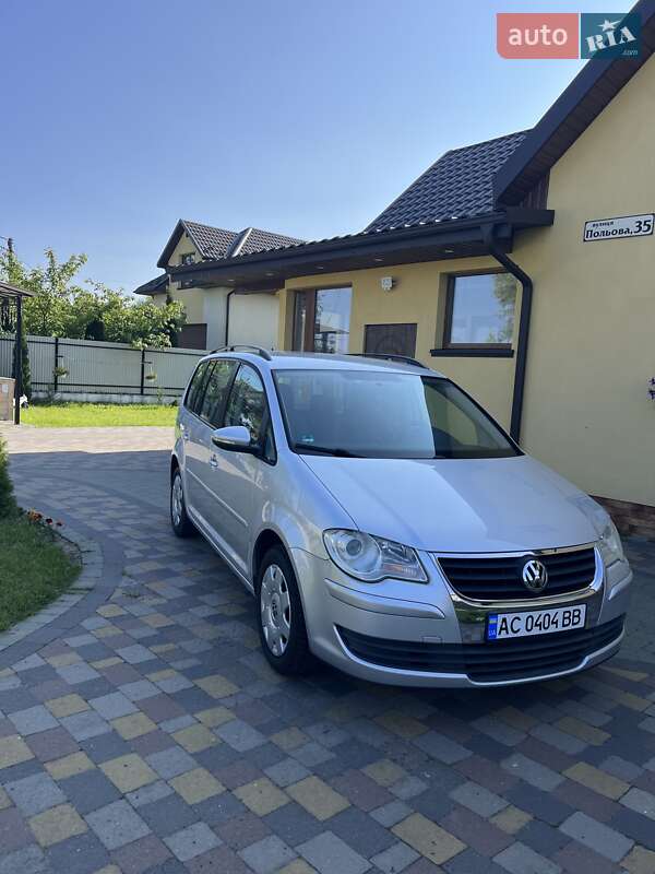 Volkswagen Touran 2009