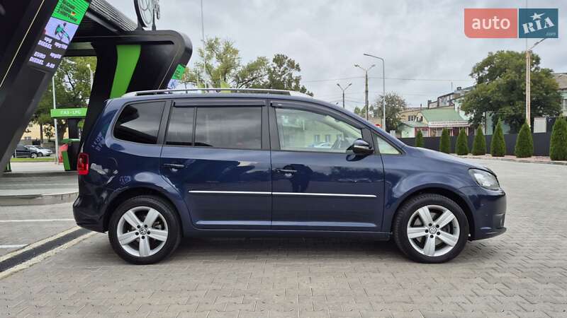 Мінівен Volkswagen Touran 2014 в Одесі