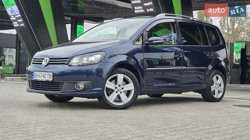 Мінівен Volkswagen Touran 2014 в Одесі