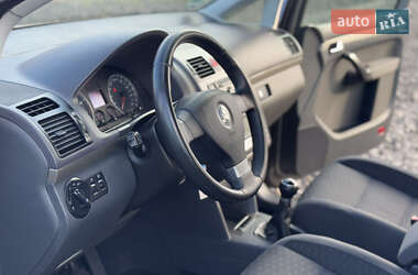 Минивэн Volkswagen Touran 2007 в 