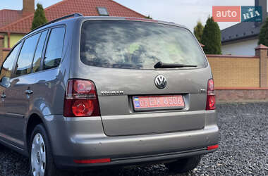 Минивэн Volkswagen Touran 2007 в 