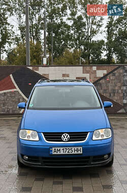 Минивэн Volkswagen Touran 2006 в Ровно